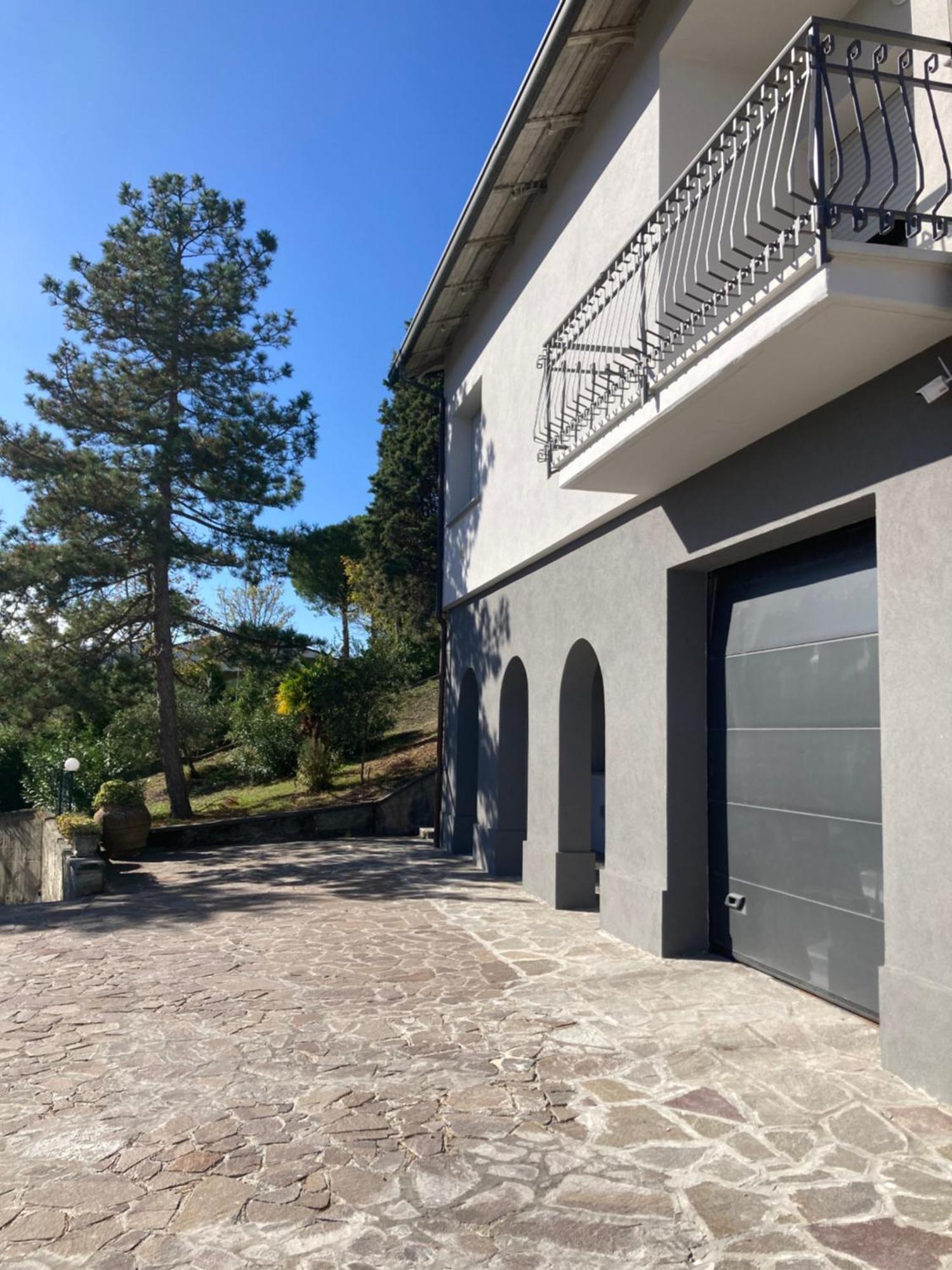 Attico Marsiglie Hotell Casal Fiumanese Exteriör bild