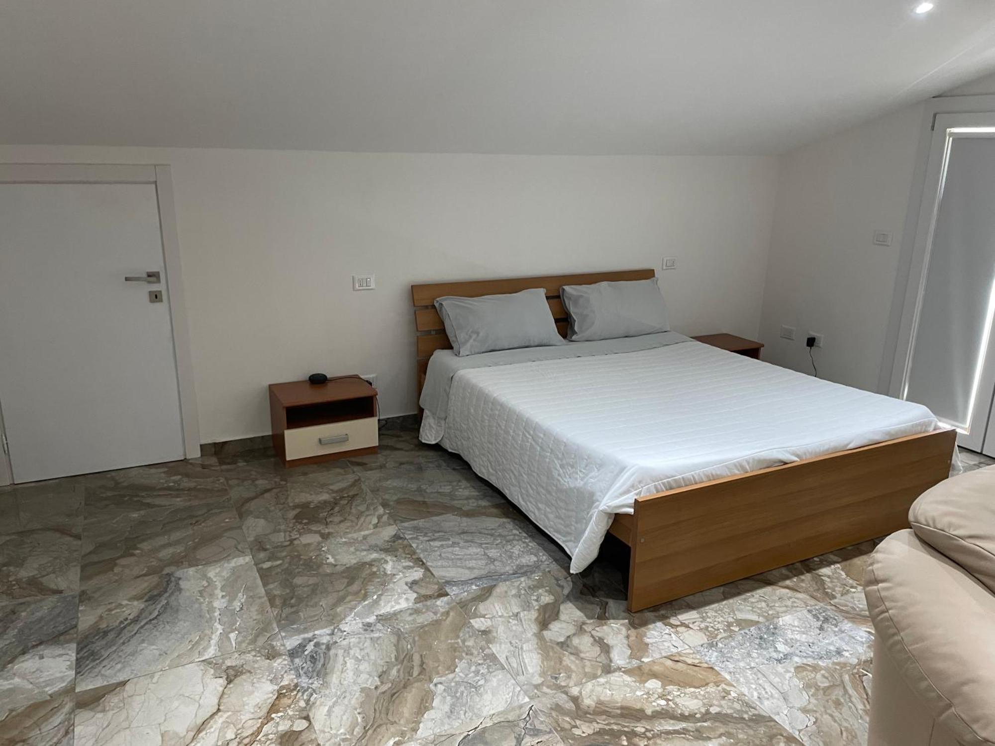 Attico Marsiglie Hotell Casal Fiumanese Exteriör bild