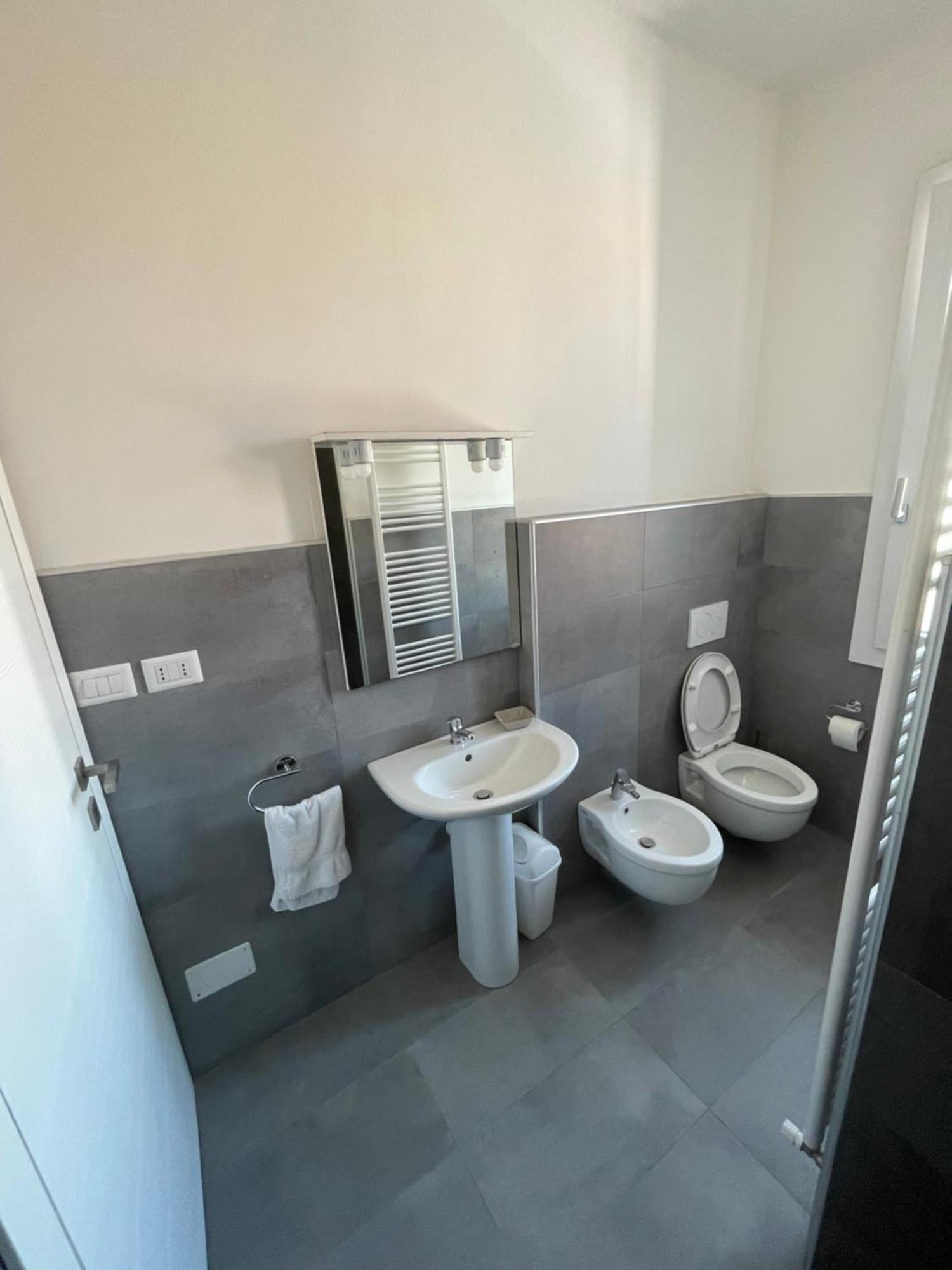Attico Marsiglie Hotell Casal Fiumanese Exteriör bild